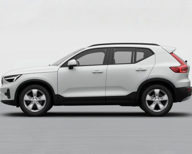 Volvo XC40 CORE B3 AUTO PREZZO PROMO FINO A FINE MESE - foto 2 di 4