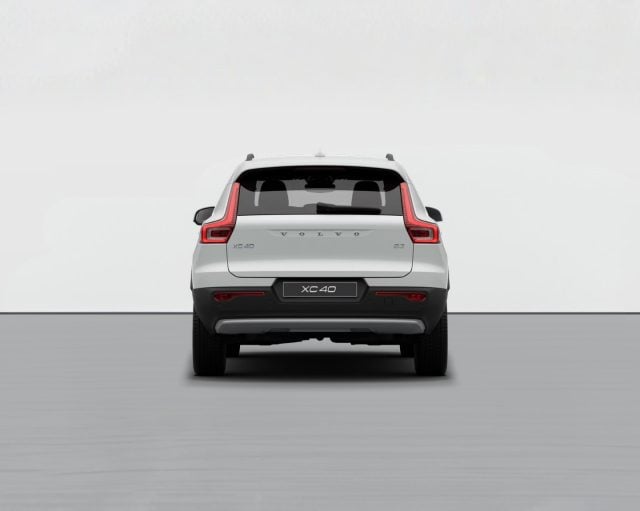 Volvo XC40 CORE B3 AUTO PREZZO PROMO FINO A FINE MESE - foto 4 di 4