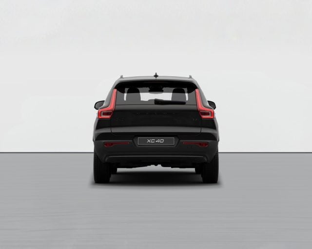 Volvo XC40 PLUS BLACK EDITION B3 AUTO PREZZO PROMO FINO A F - foto 4 di 4