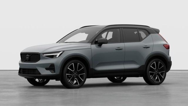 Volvo XC40 ULTRA BLACK EDITION B4 AUTO, del 2026, 15 km, in vendita a Conegliano (TV)