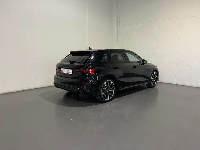 Audi A3 Sportback 40 TDI S-TRONIC QUATTRO S-LINE EDITION - foto 2 di 4