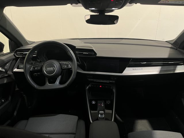 Audi A3 Sportback 40 TDI S-TRONIC QUATTRO S-LINE EDITION - foto 4 di 4