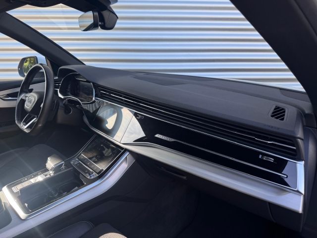 Audi Q8 50TDI MHEV TIPTRONIC QUATTRO SPORT - foto 3 di 4