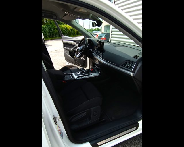 Audi Q5 SPORTBACK 40 TDI MHEV S-TRONIC QUATTRO BUSINESS - foto 4 di 4