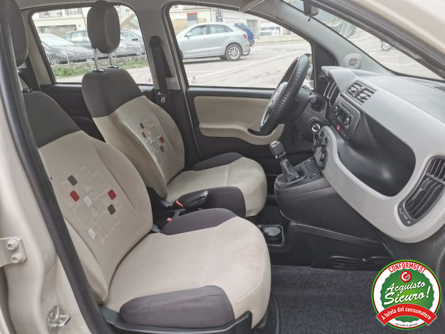 Fiat Panda 0.9 TwinAir Turbo Natural Power Easy - foto 2 di 4