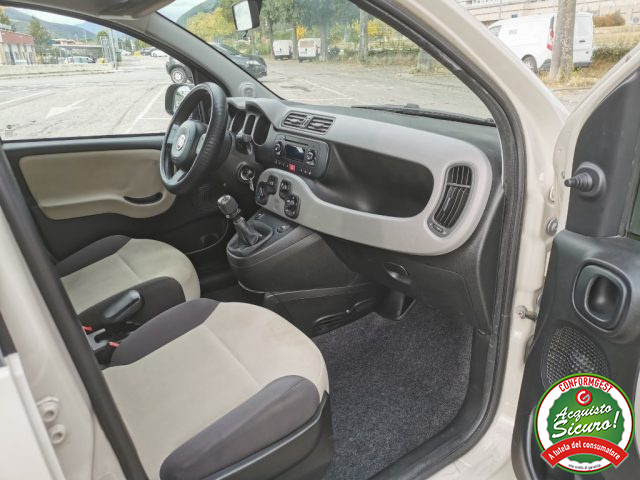 Fiat Panda 0.9 TwinAir Turbo Natural Power Easy - foto 3 di 4