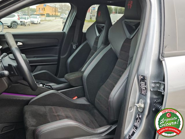 Alfa Romeo Junior 1.2 136 CV Hybrid eDCT6 Speciale usato a SAN SEVERINO MARCHE