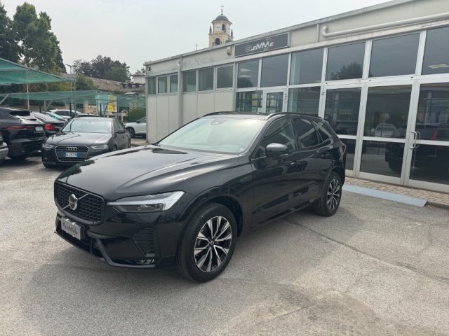 Volvo XC60 B4 automatico Plus Dark usato a CUNEO