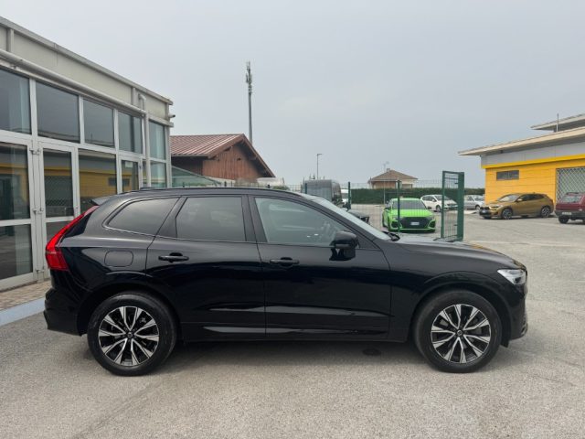 Volvo XC60 B4 automatico Plus Dark - foto 4 di 4
