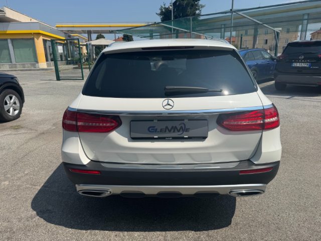 Mercedes-Benz E 220 d S.W. 4Matic Auto Premium All-Terrain - foto 4 di 4