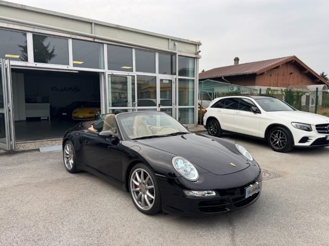 Porsche 911 Carrera 4S Cabriolet - foto 2 di 4