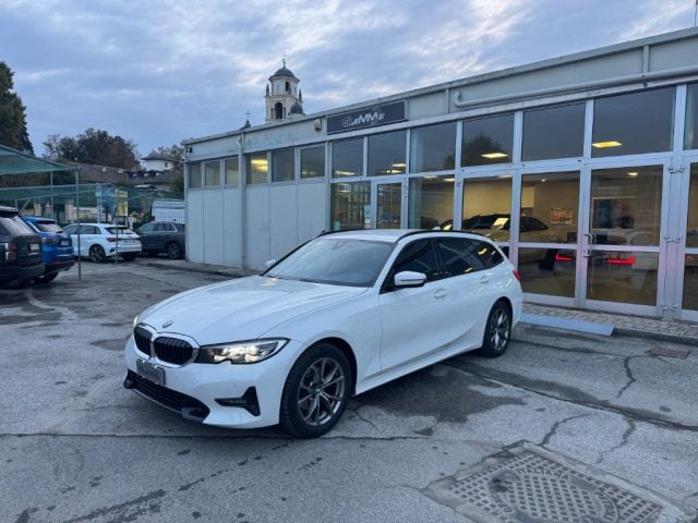 BMW 320 d Touring Sport, del 2020, 90.500 km, in vendita a Cuneo (CN)