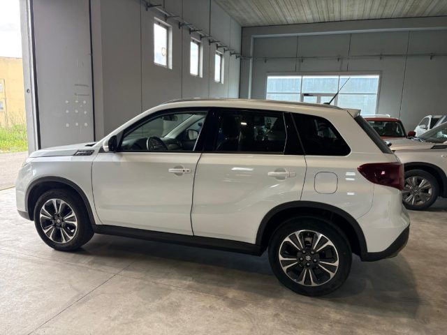 Suzuki Vitara 1.4 Hybrid Top - foto 2 di 4