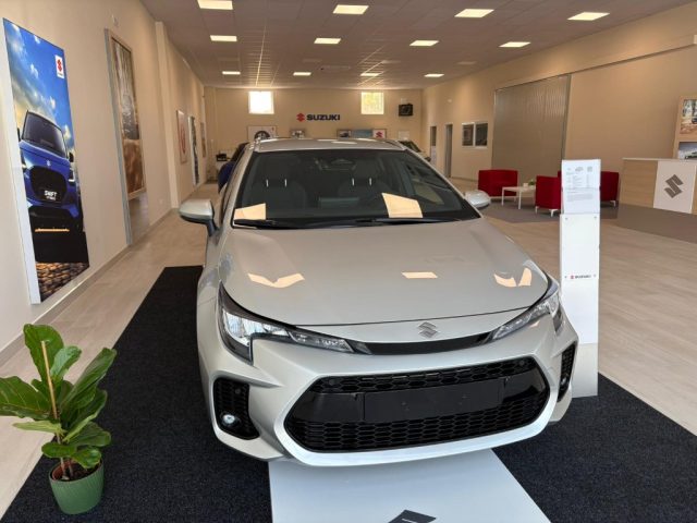Suzuki Swace 1.8 Hybrid E-CVT 2WD Cool - foto 2 di 4