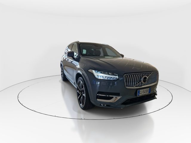 Volvo XC90 B5 (d) AWD automatico Plus Bright - foto 3 di 4