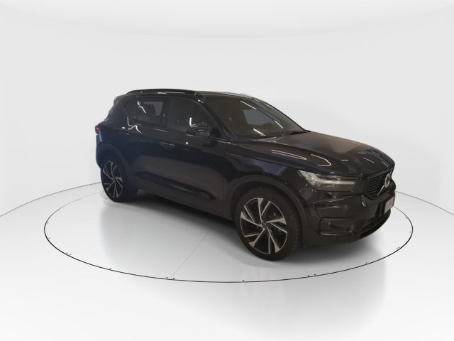 Volvo XC40 D3 Geartronic R-design - foto 3 di 4