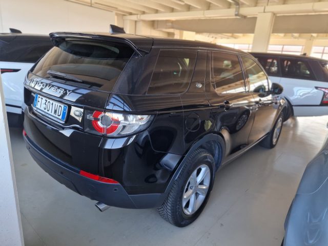 Land Rover Discovery Sport 2.0 TD4 150 CV Pure - foto 2 di 4