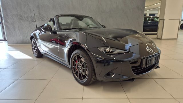 Mazda MX-5 1.5L Skyactive-G 132cv Roadster Homura - foto 2 di 4