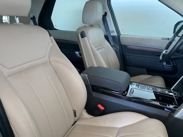 Land Rover Discovery 2.0 SD4 240 CV HSE usato a MODENA