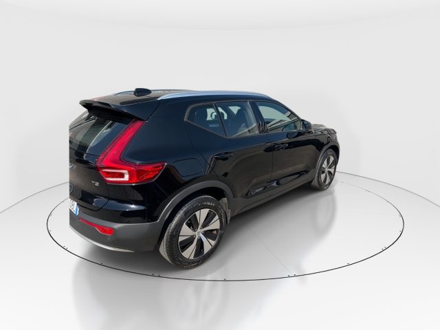 Volvo XC40 T2 automatico Core - foto 3 di 4