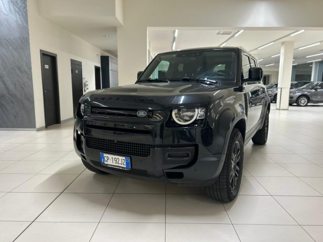 Land Rover Defender 110 3.0D I6 250 CV AWD Auto S *IVA ESPOSTA* usato a MODENA