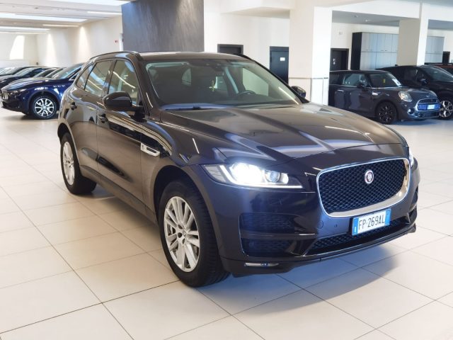 Jaguar F-Pace 2.0 D 180 CV aut. Pure - foto 3 di 4
