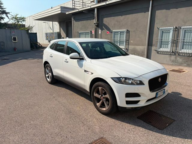 Jaguar F-Pace 2.0 D 180 CV AWD aut. Prestige *DA COMMERCIANTE* - foto 4 di 4