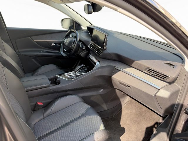 Peugeot 3008 BlueHDi 130 S&S EAT8 Allure - foto 3 di 4