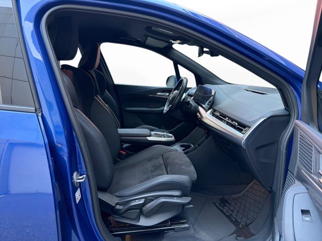 BMW 220 i 48V Active Tourer Msport - foto 3 di 4