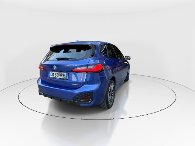 BMW 220 i 48V Active Tourer Msport - foto 2 di 4