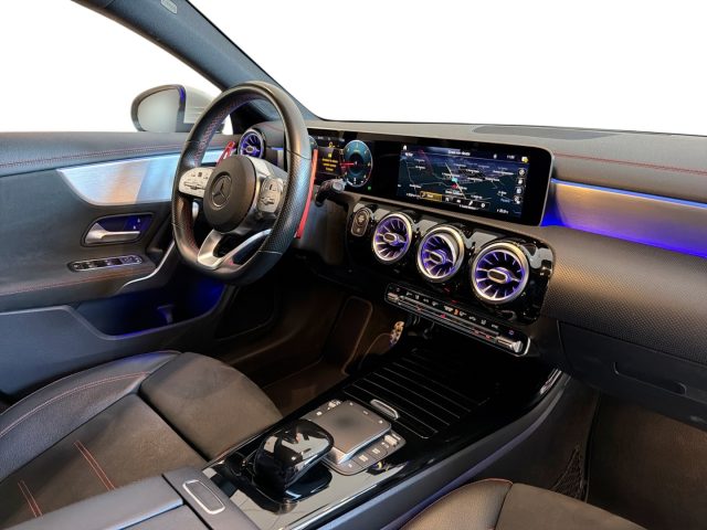 Mercedes-Benz CLA 220 CLA 220 D Automatic Premium - foto 3 di 4