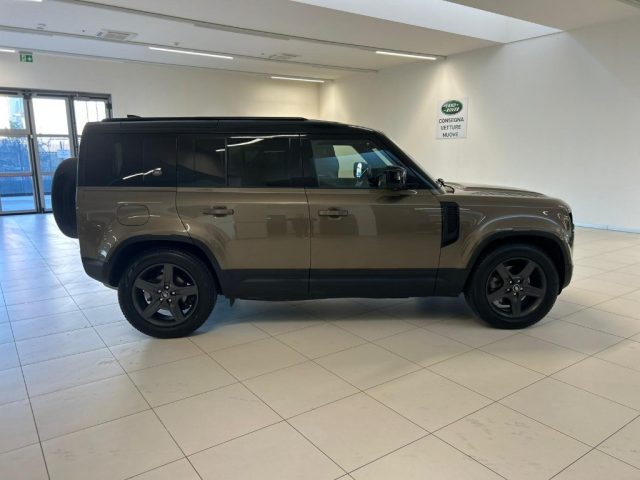 Land Rover Defender 110 3.0D I6 200 CV AWD Auto SE - foto 4 di 4