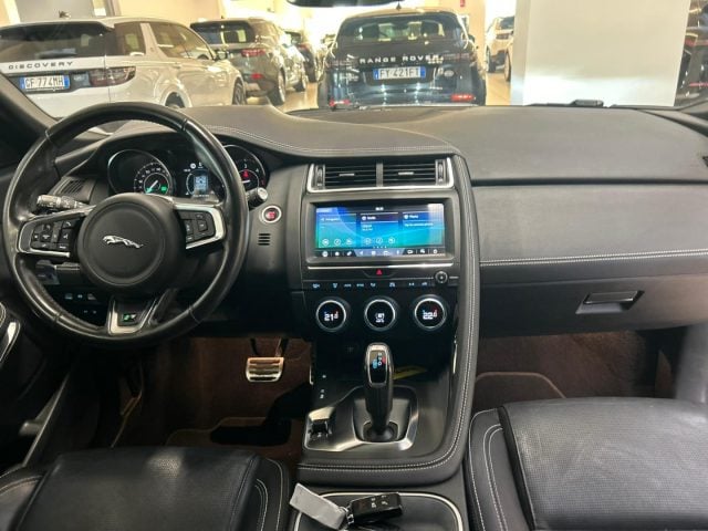 Jaguar E-Pace 2.0D 150 CV AWD aut. R-Dynamic S - foto 4 di 4