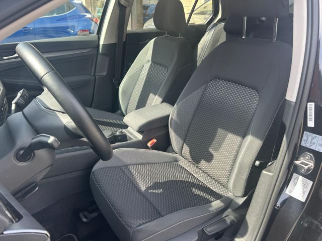 Volkswagen Golf 2.0 TDI 115 CV SCR Life, del 2021, 26.400 km, in vendita a Comano Terme (TN)