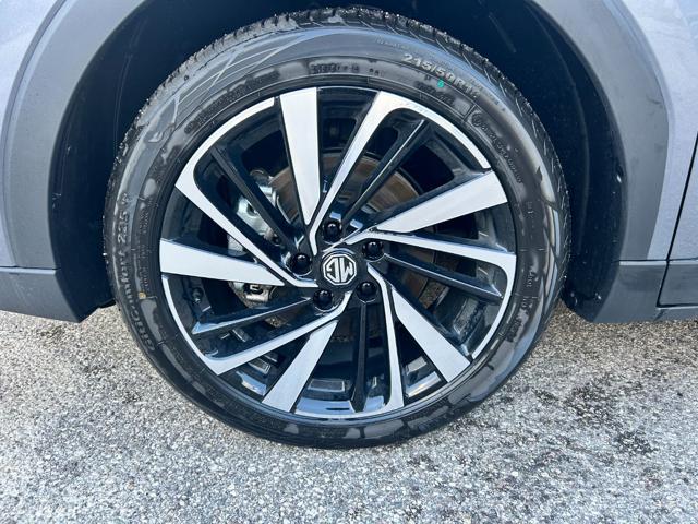 MG ZS 1.5 Hybrid+ Luxury - foto 4 di 4