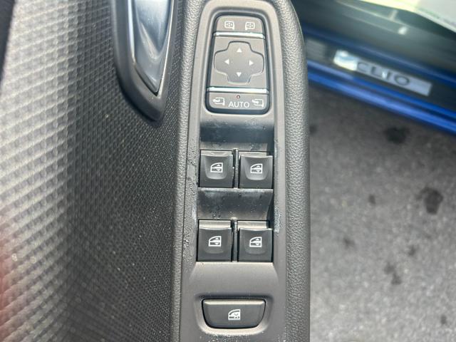Renault Clio TCe 12V 90 CV 5 porte Business, del 2018, 66.700 km, in vendita a Comano Terme (TN)
