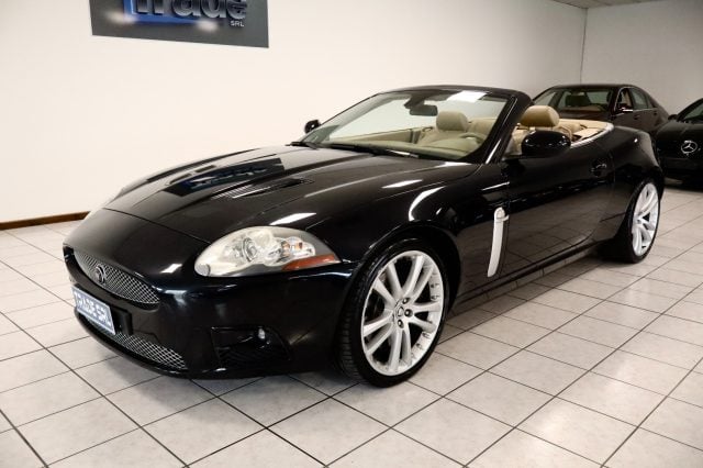 Jaguar XKR ? XKR 4.2 V8 Kompressor - Tagliandi Jaguar - foto 3 di 20