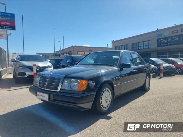 Mercedes-Benz 200 E cat ISCRITTA ASI - foto 4 di 4
