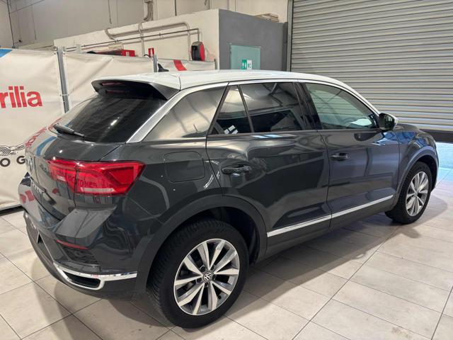 Volkswagen Tiguan 1,6 TDI 115 cv STYLE - foto 3 di 4