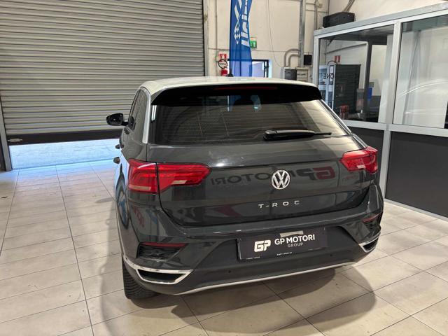 Volkswagen Tiguan 1,6 TDI 115 cv STYLE - foto 4 di 4