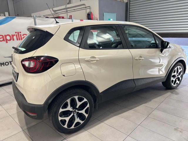 Renault Captur TCe 12V 90 CV Start&Stop Energy Intens - foto 4 di 4