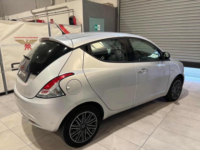 Lancia Ypsilon 1.2 69 CV 5 porte Gold - foto 4 di 4
