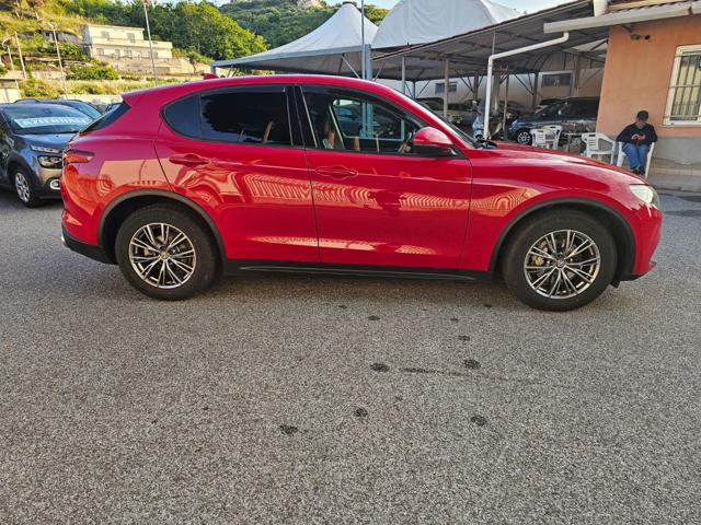 Alfa Romeo Stelvio 2.2 Turbodiesel 180 CV AT8 Q4 Business - foto 4 di 4