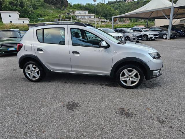 Dacia Sandero Stepway 1.5 dCi 8V 90CV Prestige - foto 4 di 4