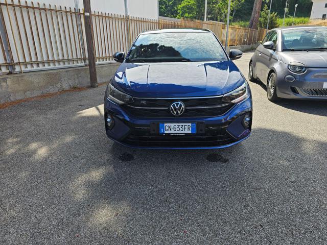 Volkswagen Taigo 1.0 TSI 110 CV R-Line - foto 2 di 4