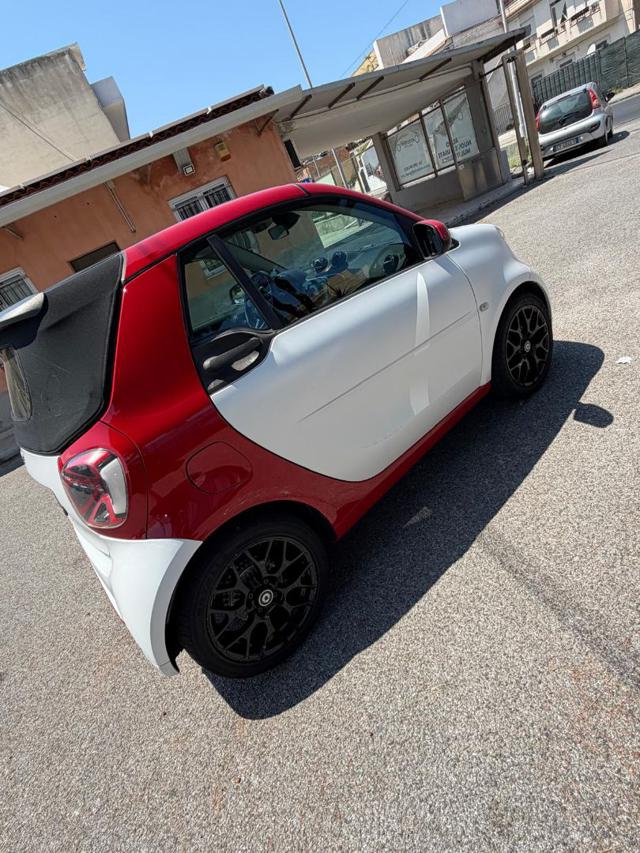 smart forTwo 90 0.9 Turbo twinamic cabrio Brabus edition - foto 3 di 4