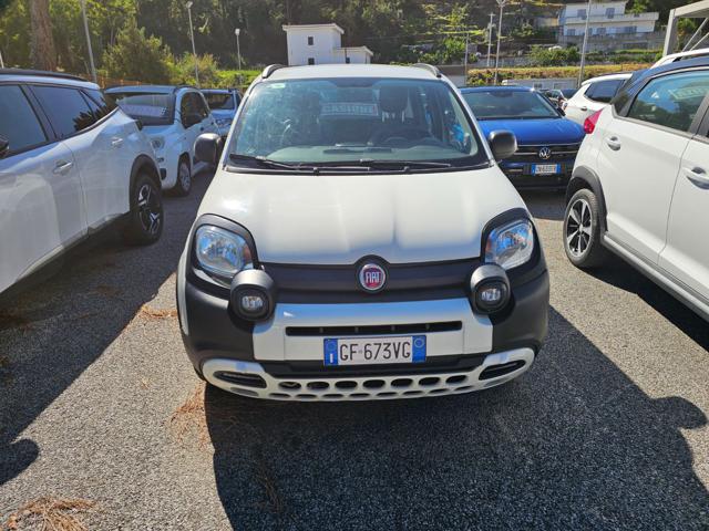 Fiat Panda Cross 1.0 FireFly S&S Hybrid - foto 2 di 4