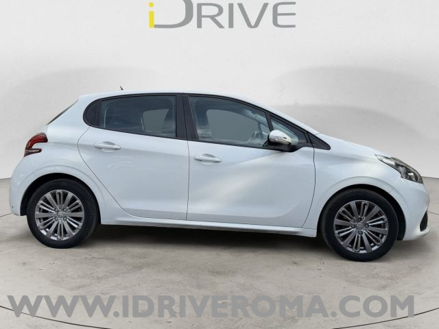 Peugeot 208 208 5p 1.2 puretech Allure s&s 82cv neopatentati - foto 3 di 4
