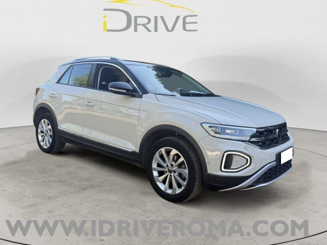 Volkswagen T-Roc T-Roc 1.0 tsi Style 110cv " ASCOT GRAY", del 2023, 47.712 km, in vendita a Roma (RM)