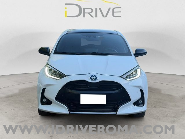Toyota Yaris Yaris 1.5h Lounge ?TETTO PANORAMA ? - foto 2 di 20